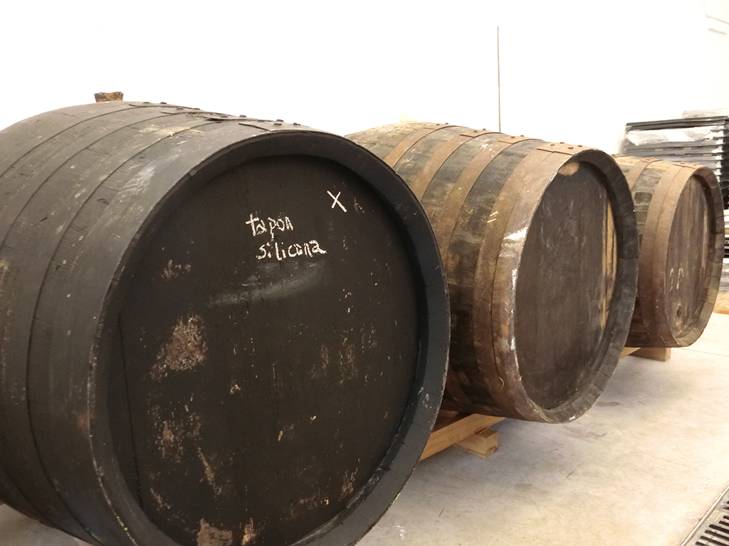 熟成に使うシェリー樽“ボタ”